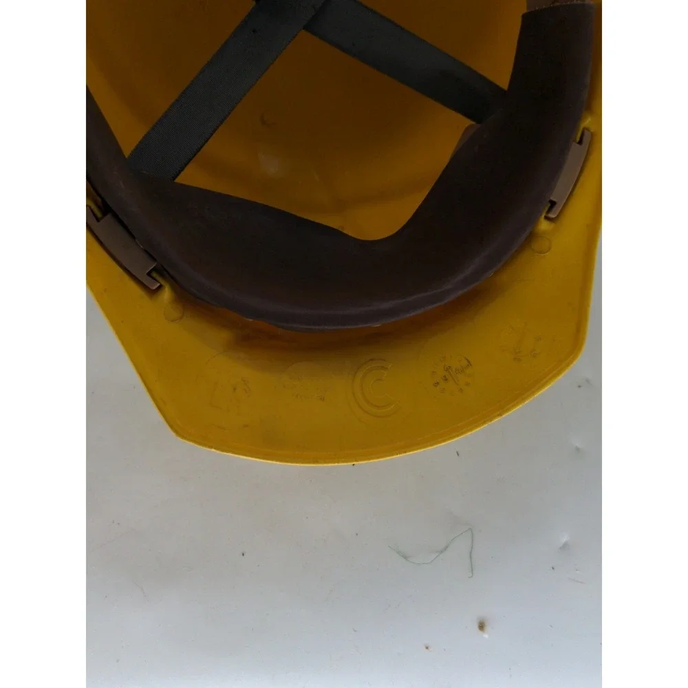 Vintage AO LR hard hat Suspension Good 1994 Yellow 